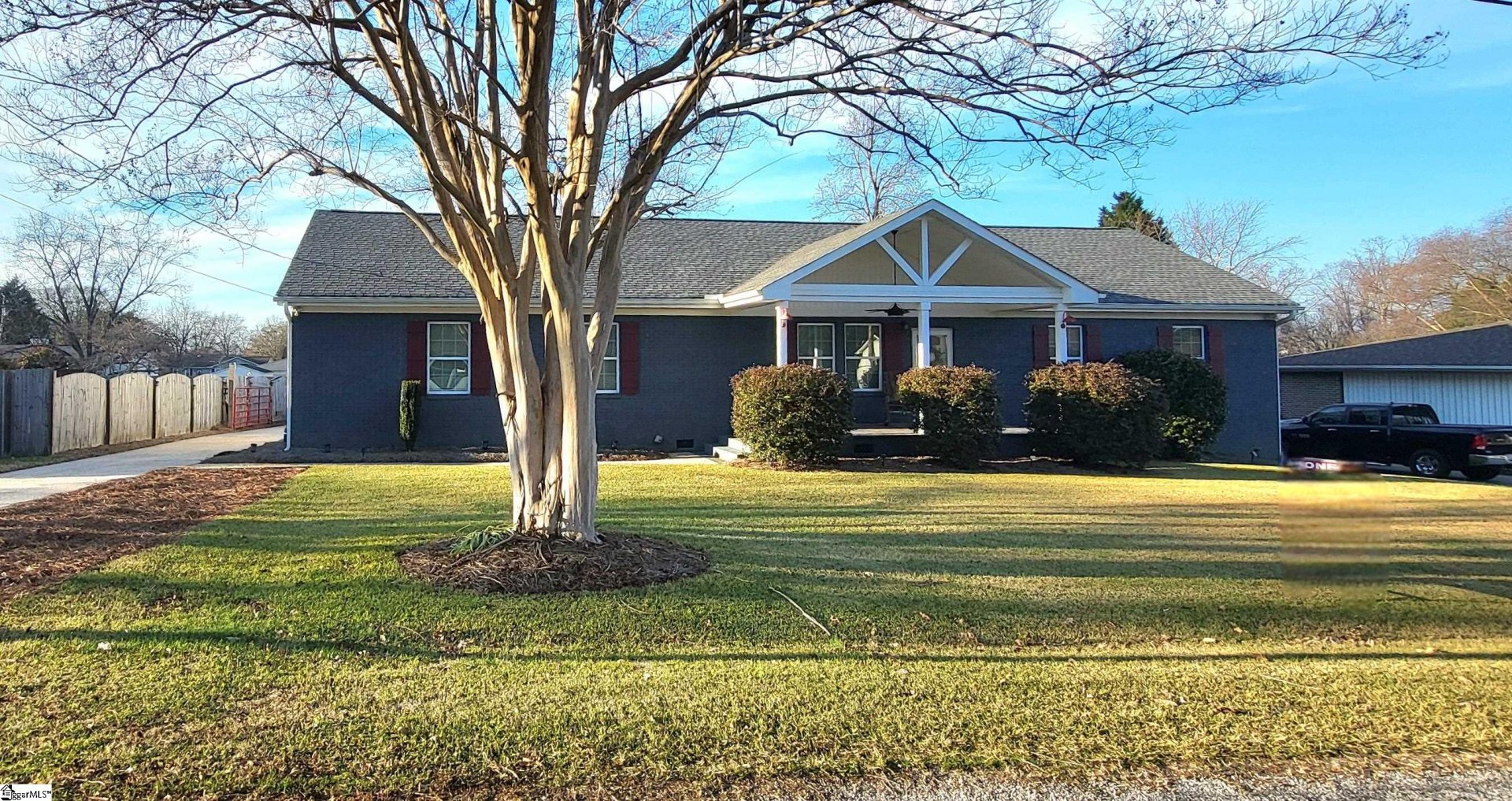 Woodland Heights, Greer community