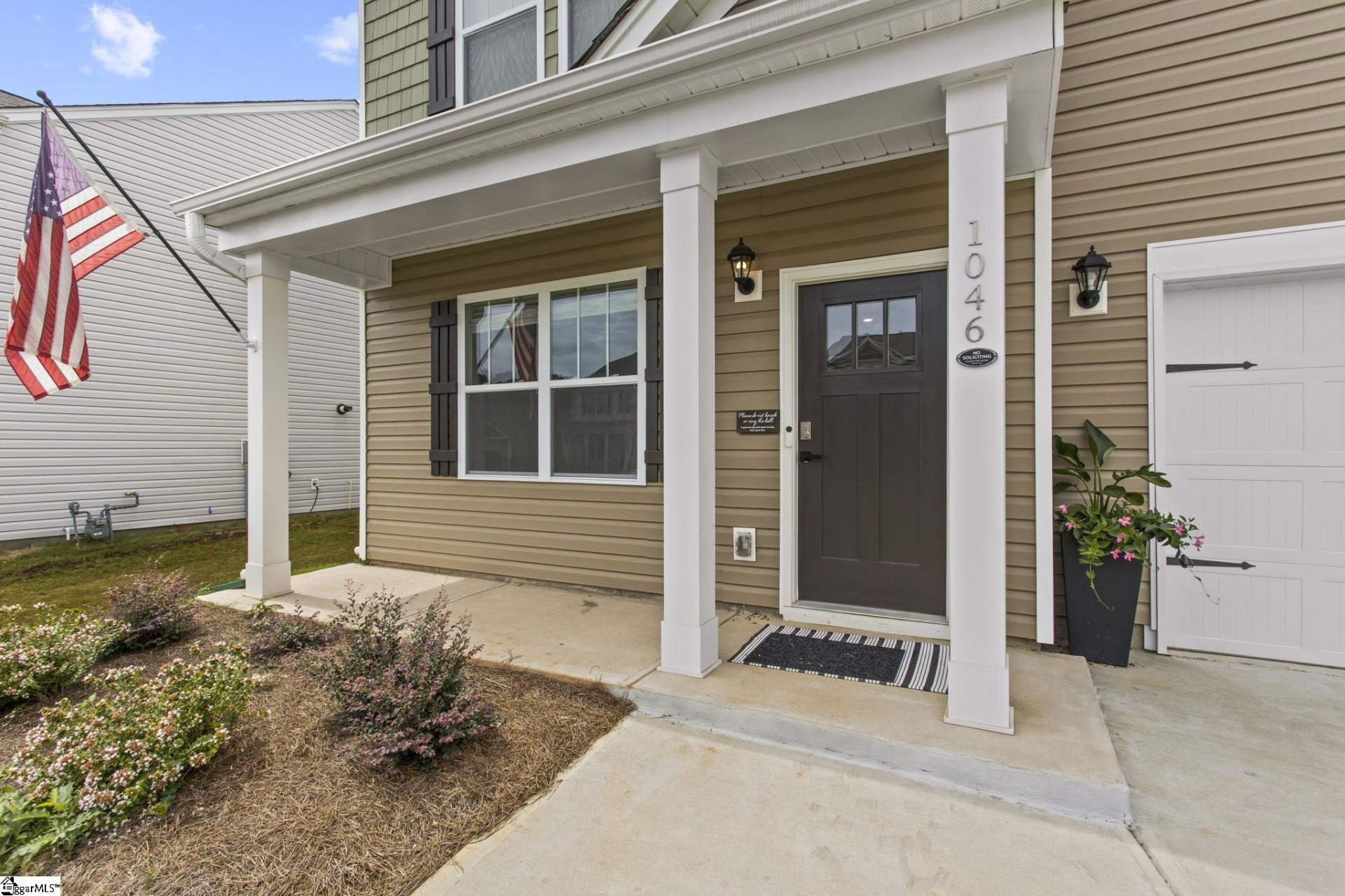 Hampton Hills, Lyman community