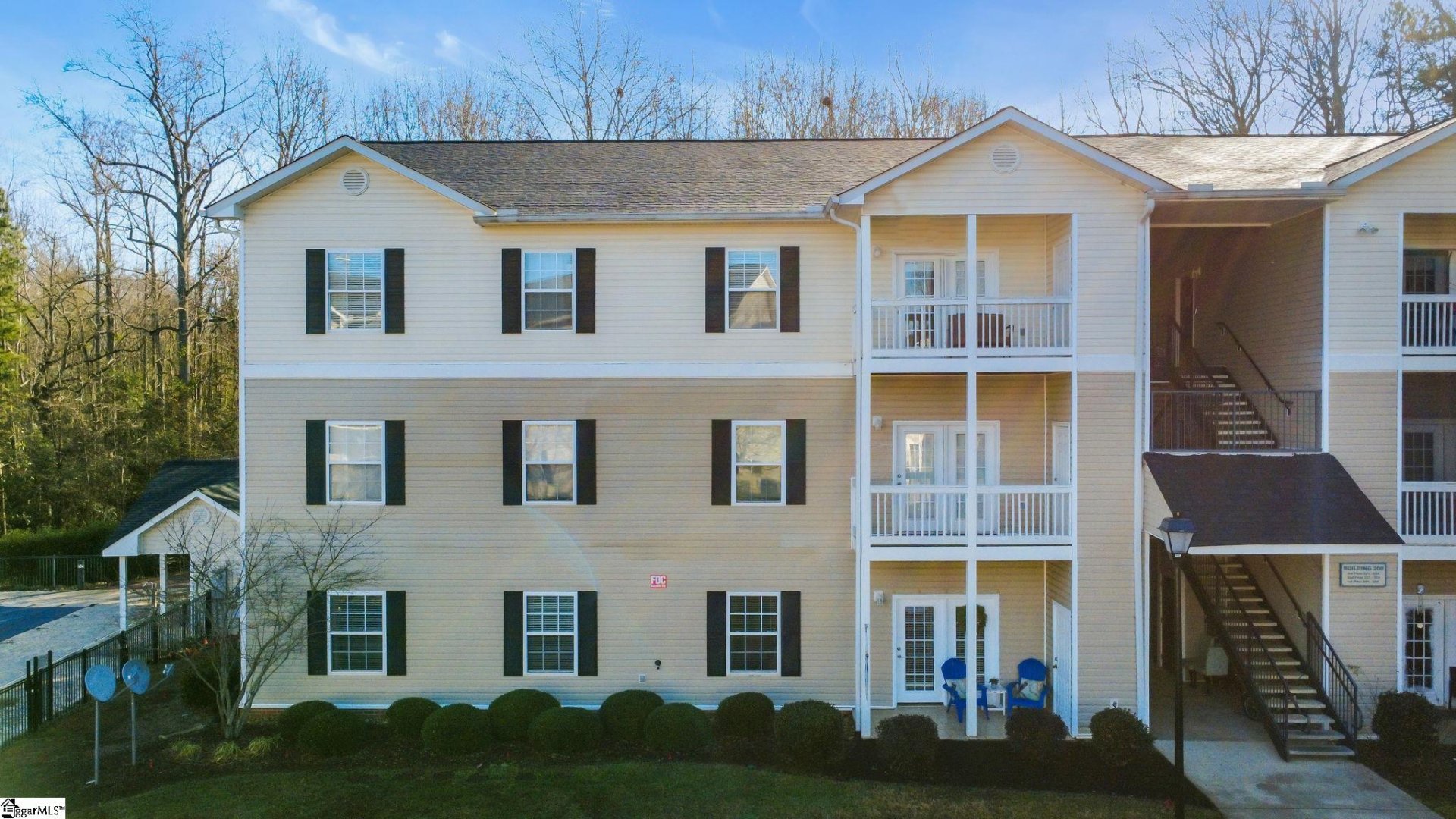 McKenna Commons, Greenville community