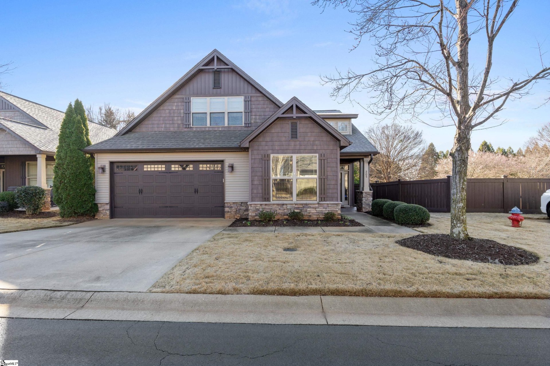 Greystone Cottages, Greer community