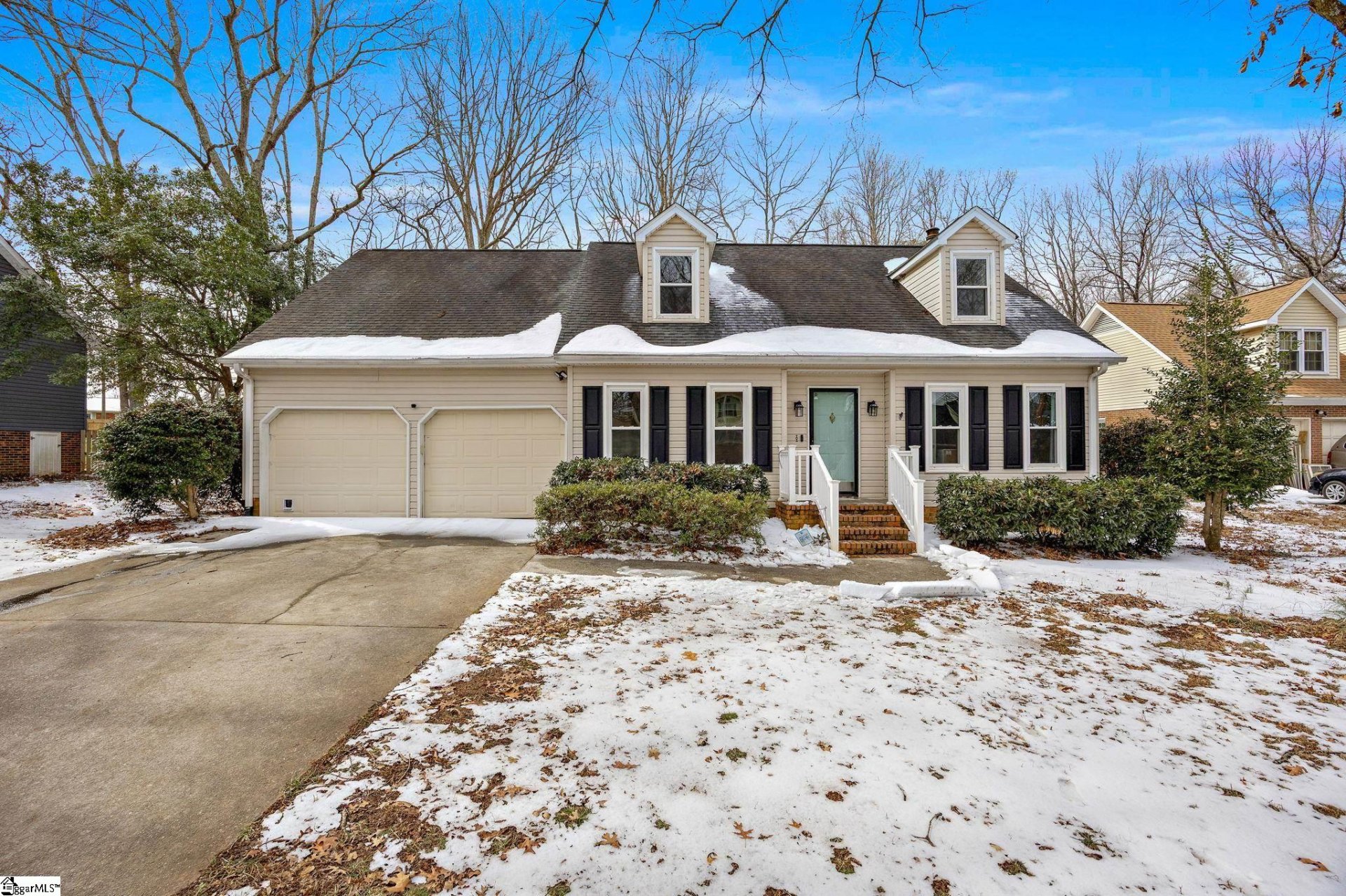 Devenger Place, Greer community