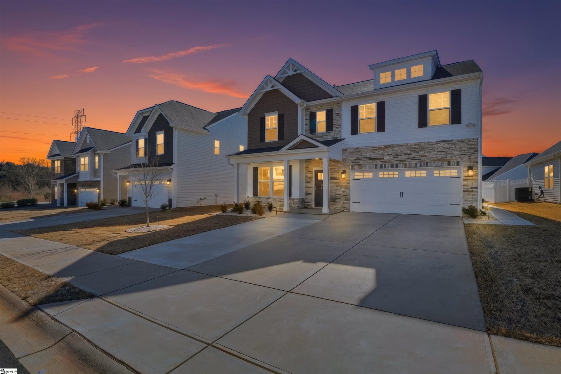 Persimmon Hill, Lyman community