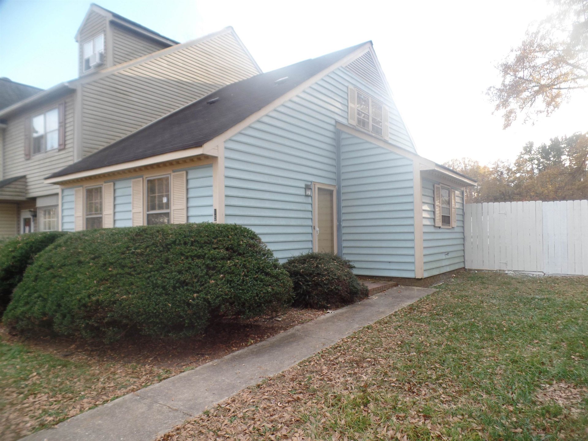 15 Hidden Springs Road