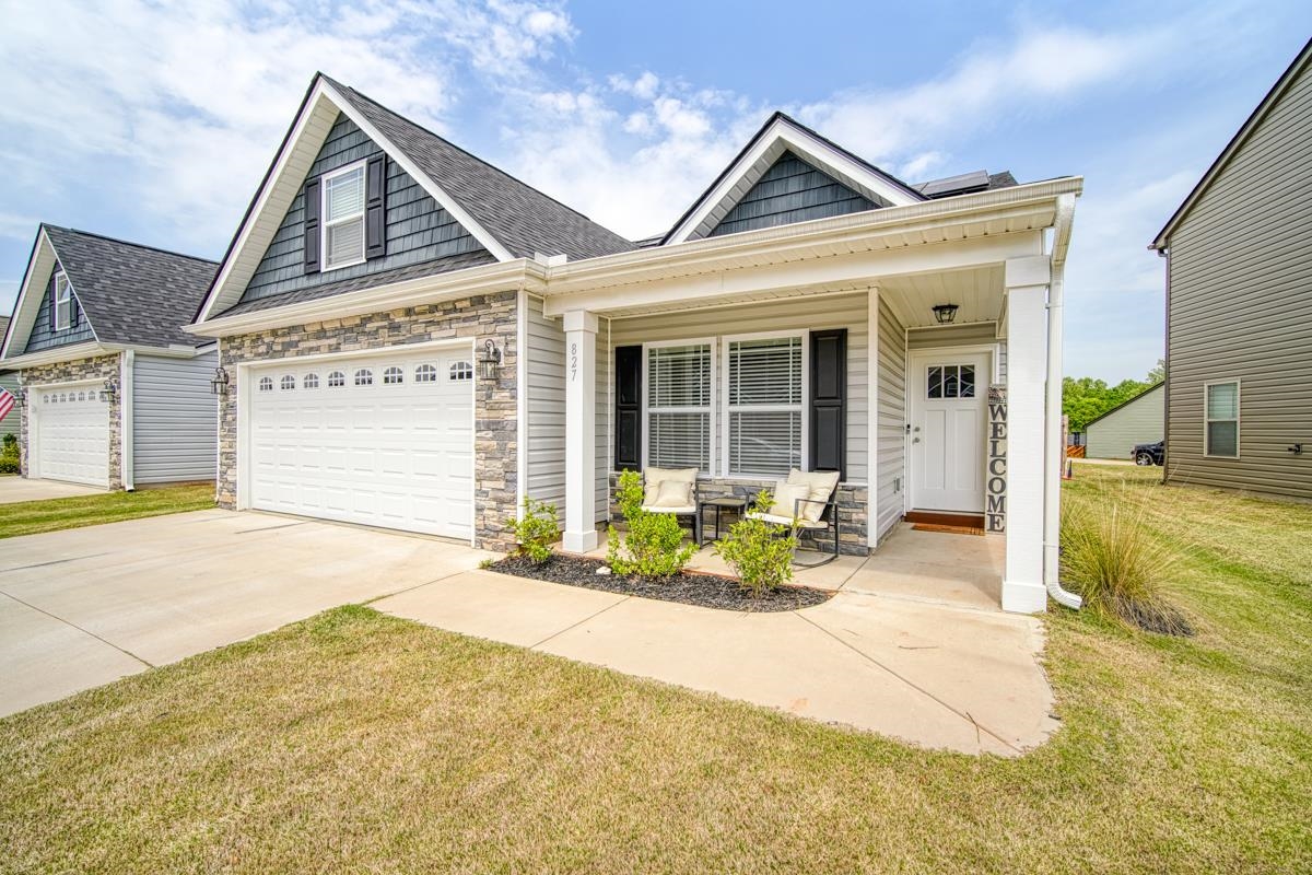 827 Highland View Road