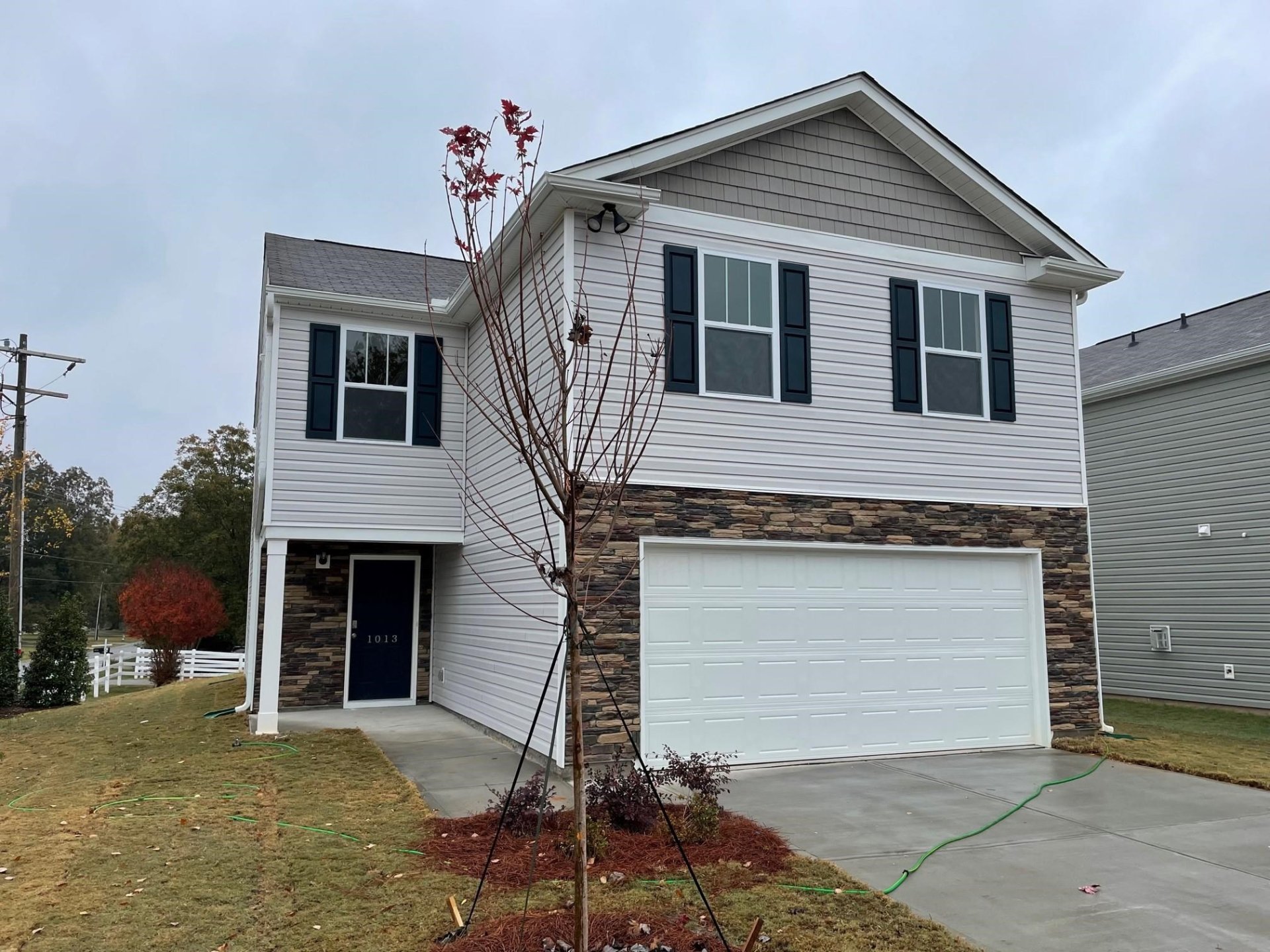 1013 Bridlebrook Trail