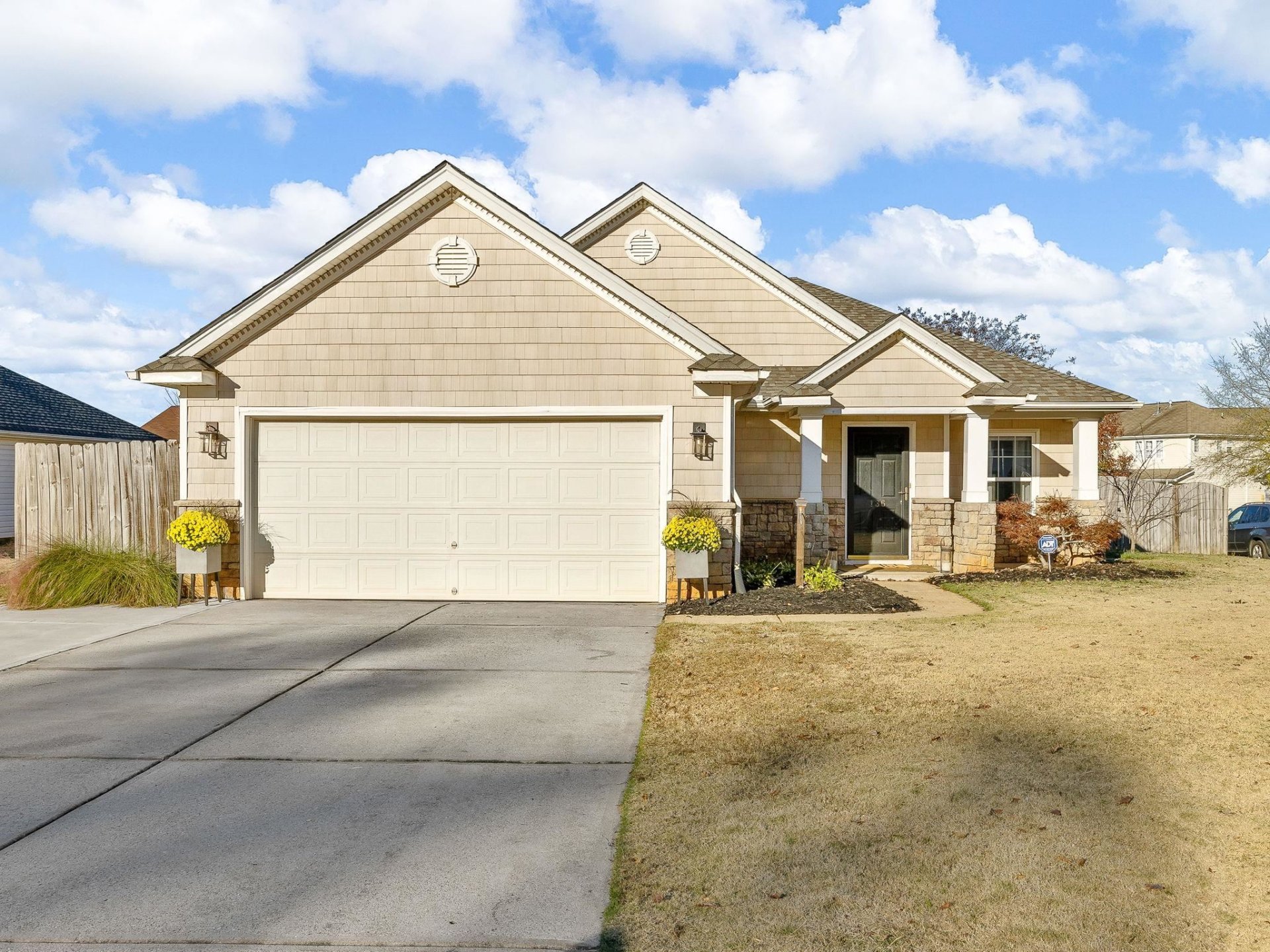 136 Stonewood Crossing Drive