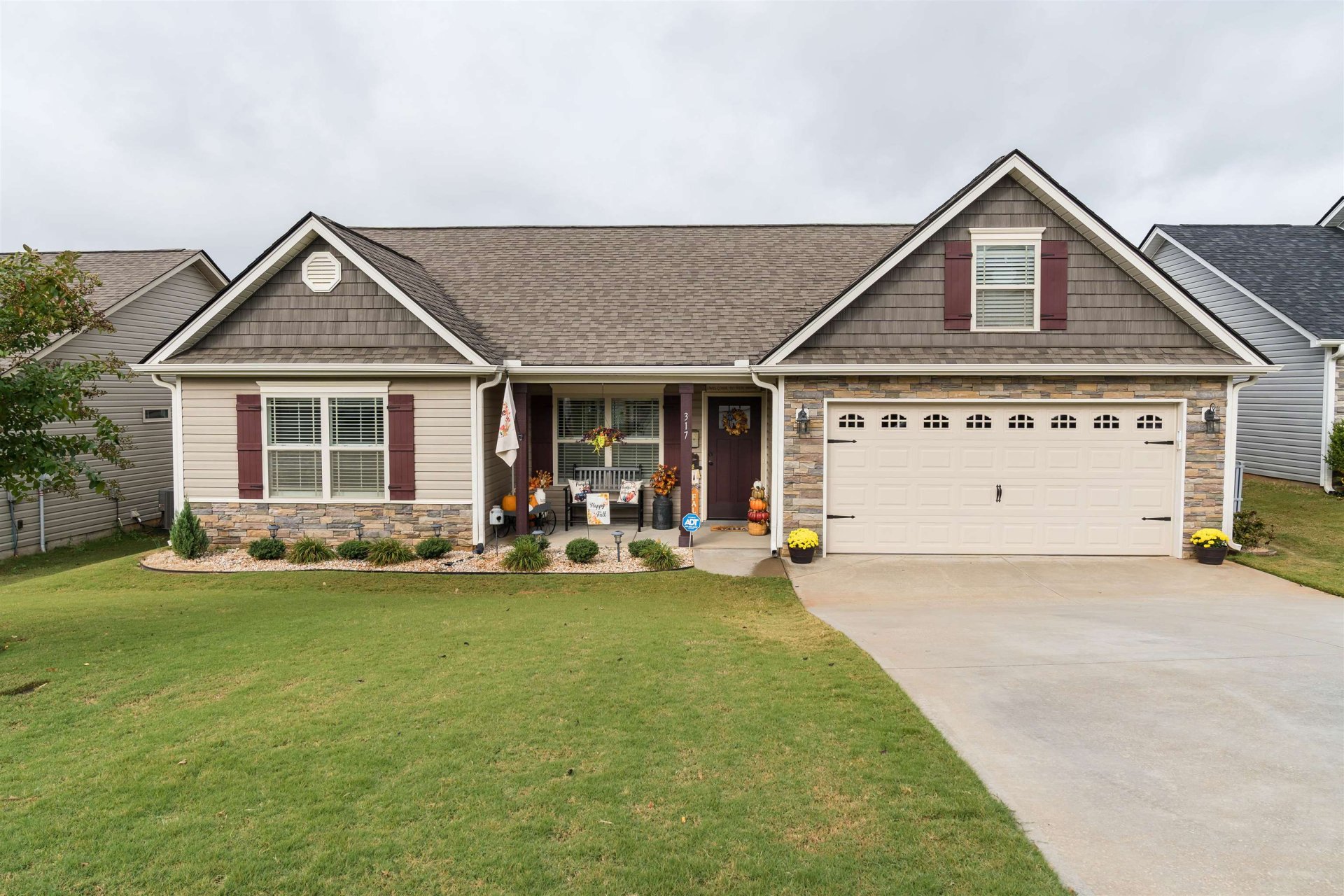 317 Highland Springs Loop