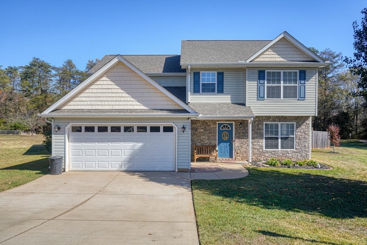 326 Heatherbrook Dr.