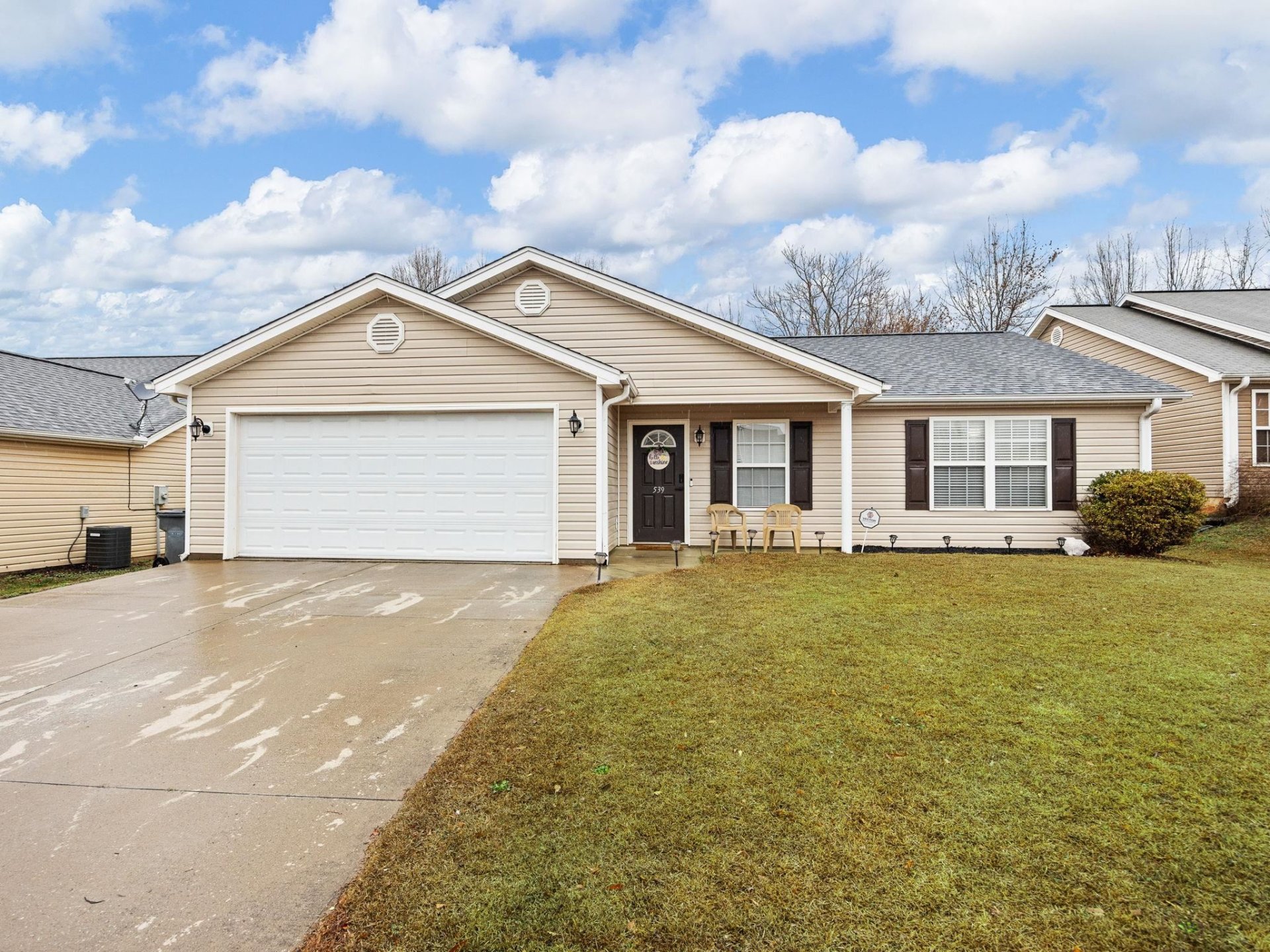 539 Wooden Duck Street