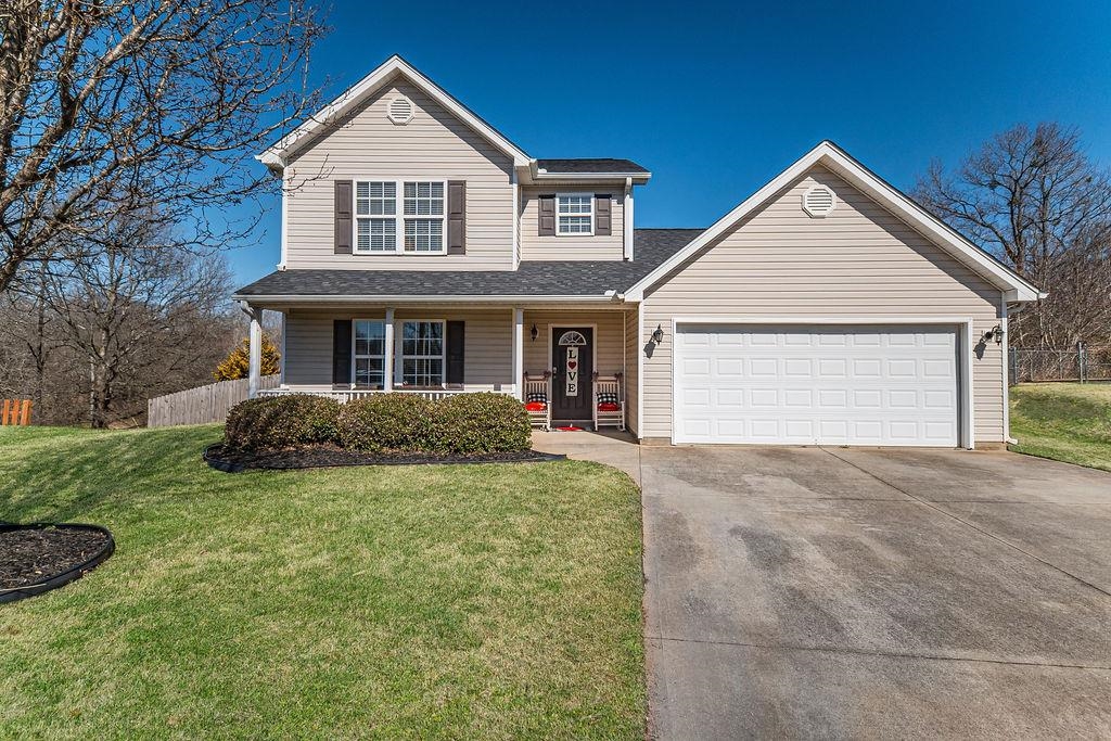 825 N Mossy Rock Road