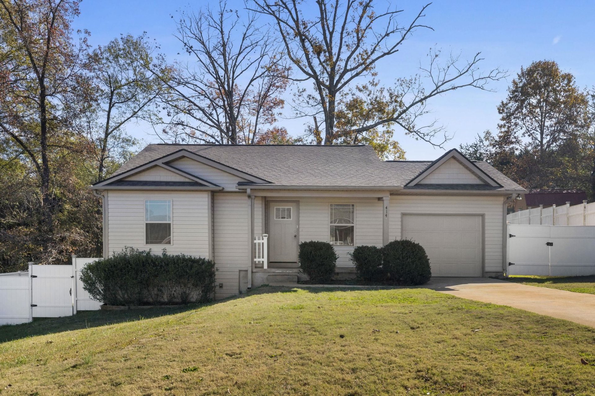 414 Mount Hood Drive