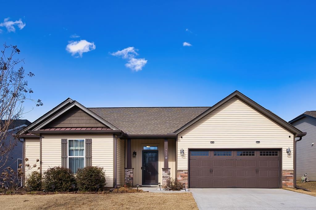 752 Silver Pines Lane