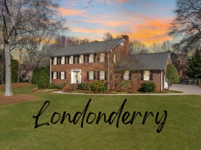 312 E Killarney Lake