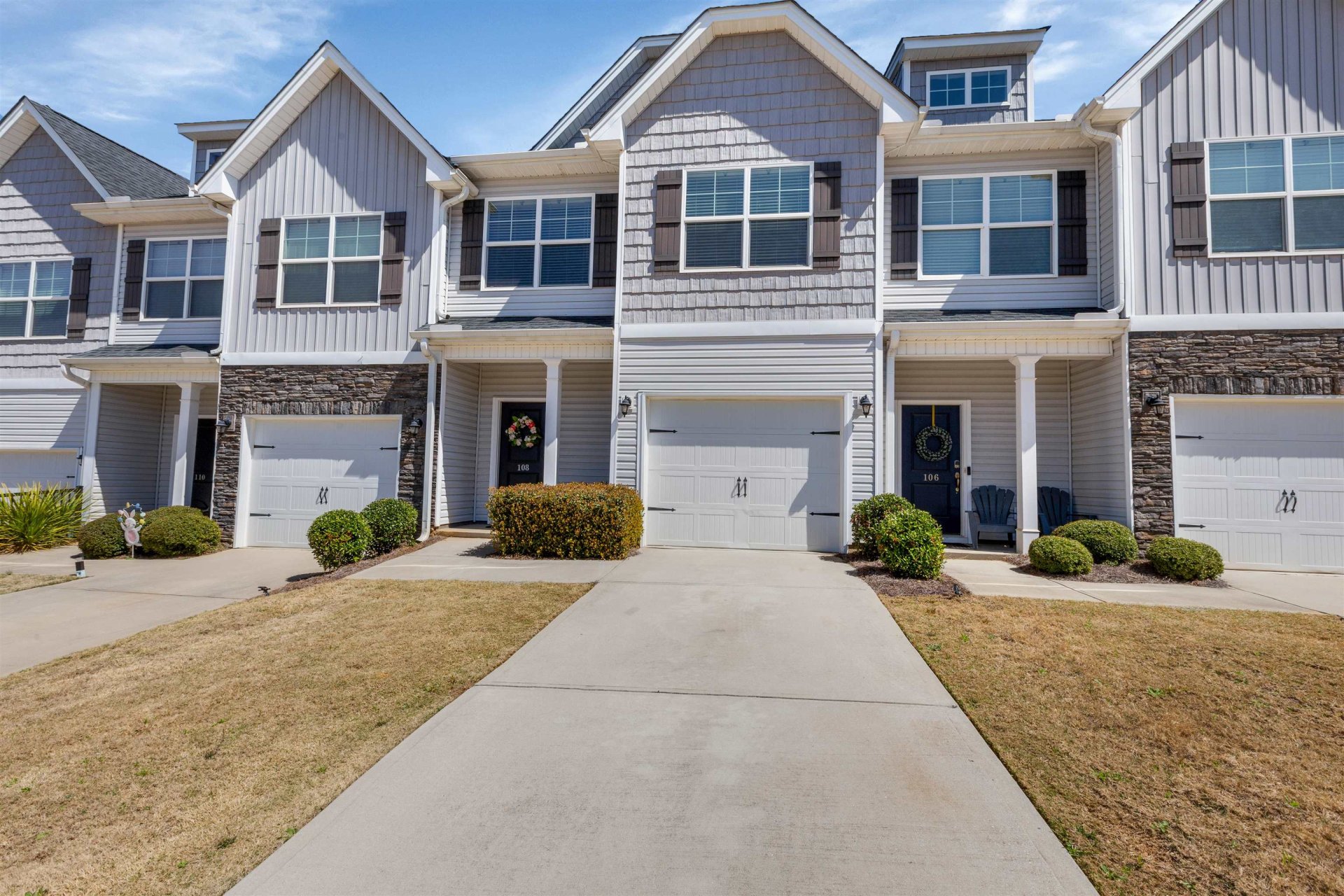 108 Clingstone Trail