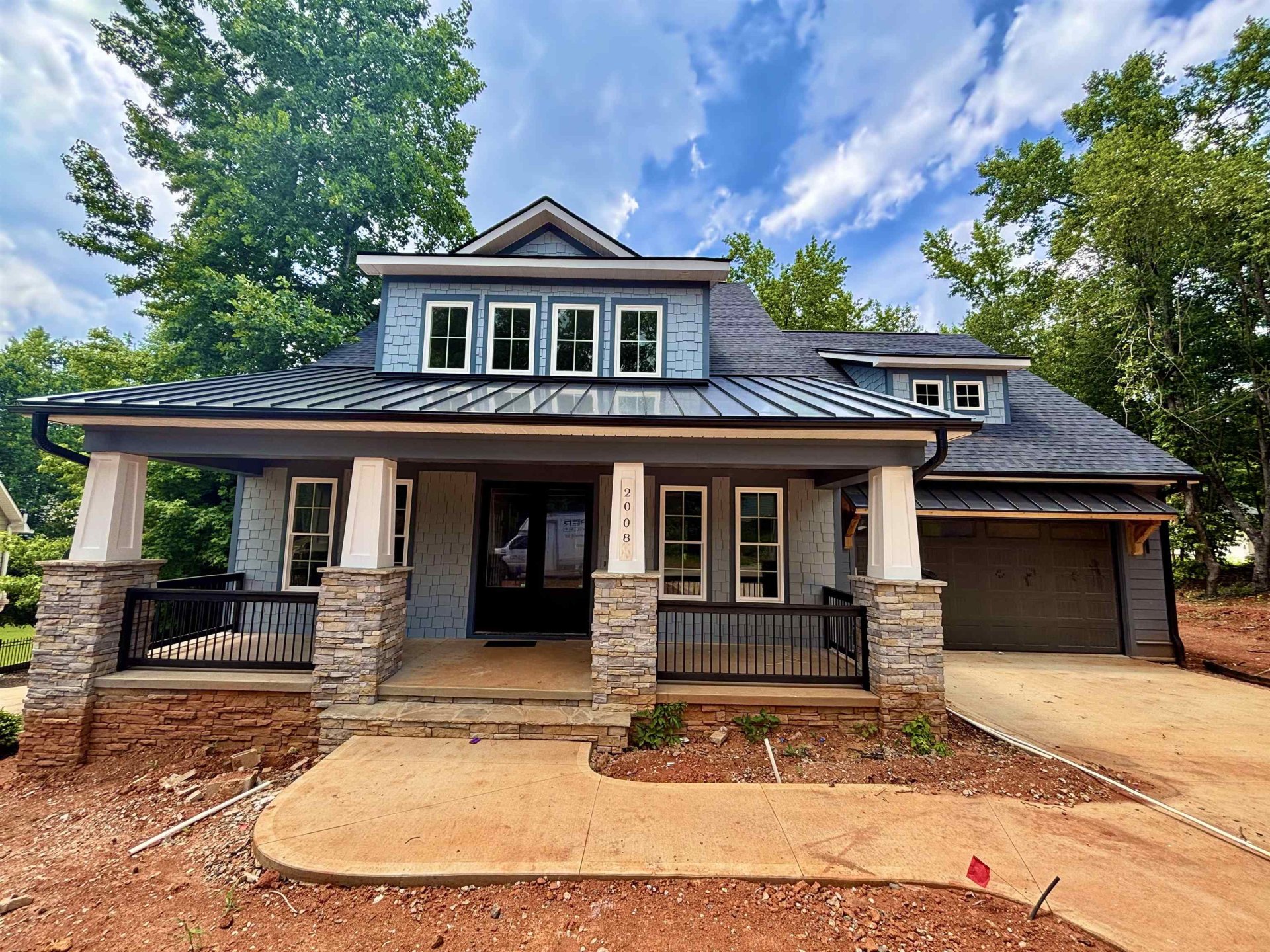 2008 Ivy Cottage Path