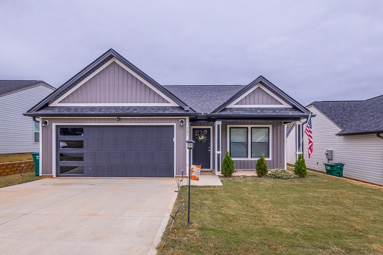 Summer Place, Spartanburg community