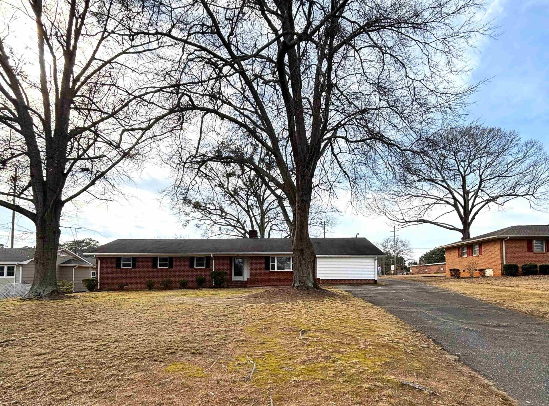 Mayfair Ests, Spartanburg community