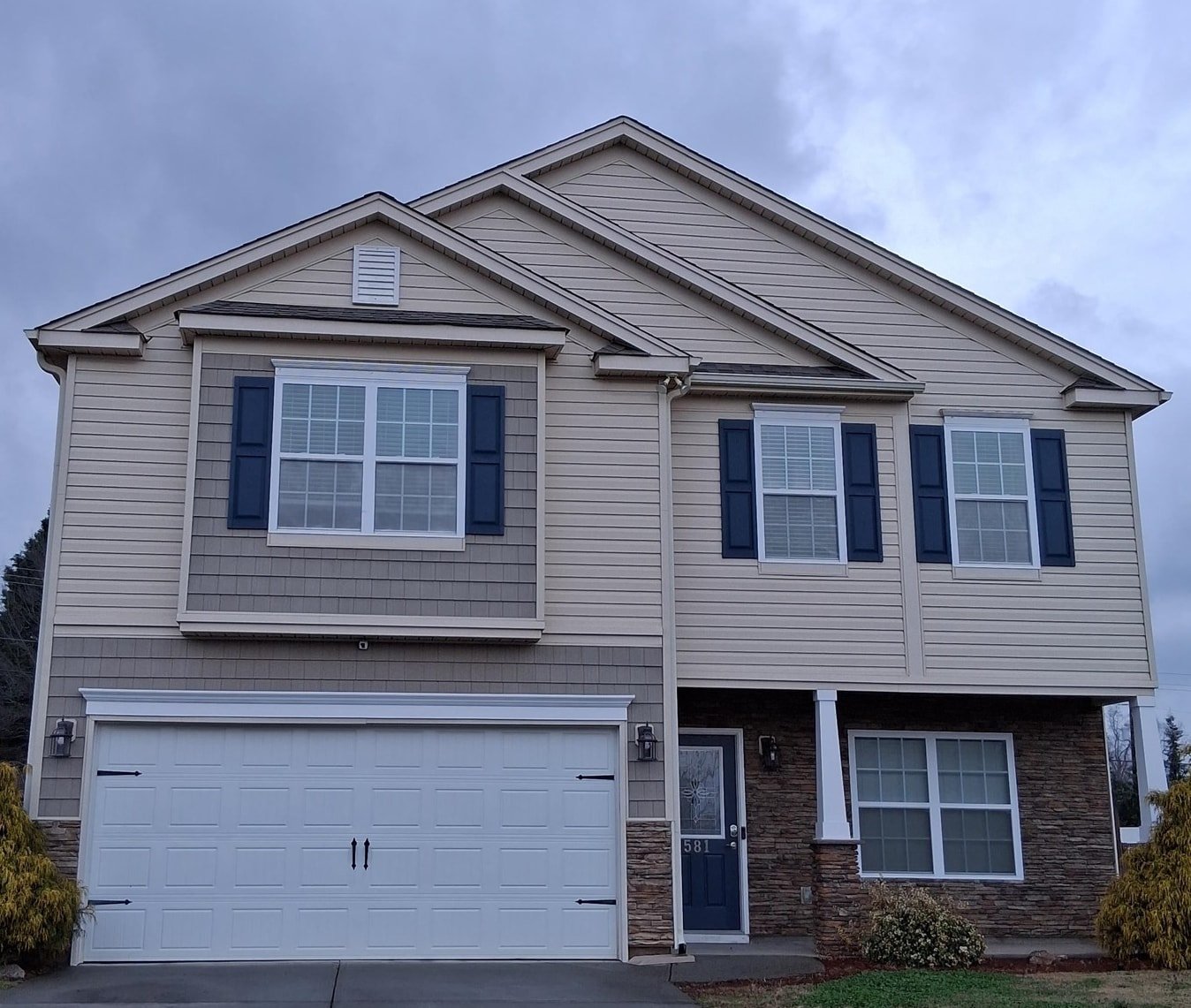 Highland Hills, Lyman community