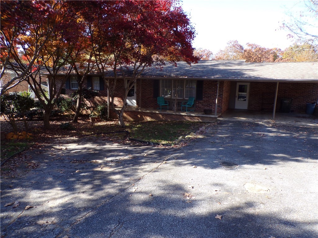 202 Kingsberry Drive