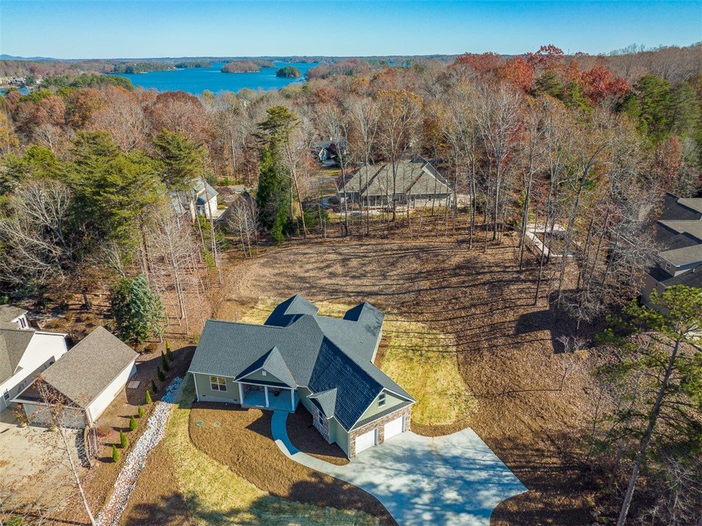 171 S Oak Pointe Drive