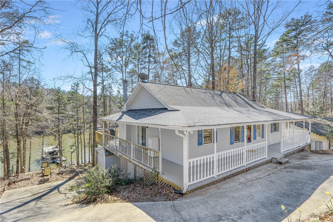 638 Lakeside Trail