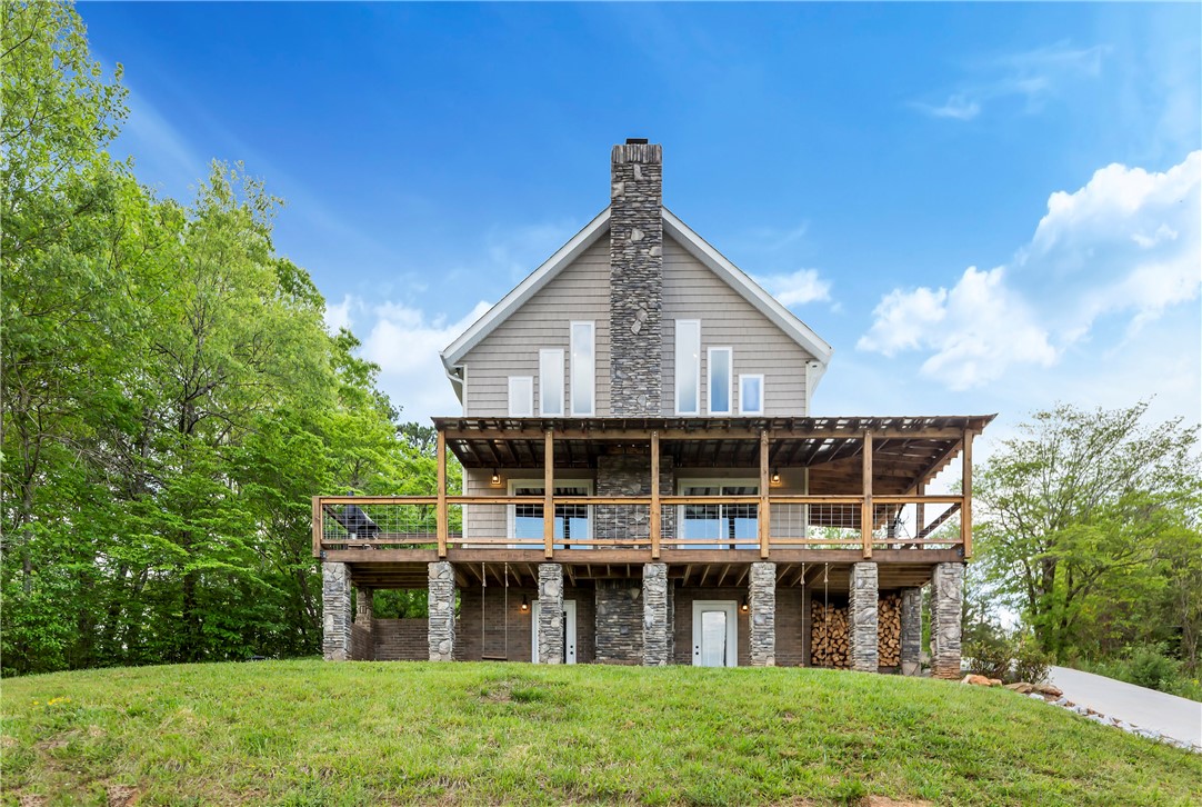 125 Chauga Shoals Drive