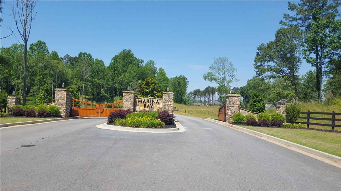 Lot 47 Keowee Cove
