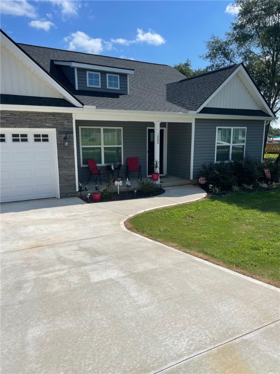 1080 Stoneham Circle