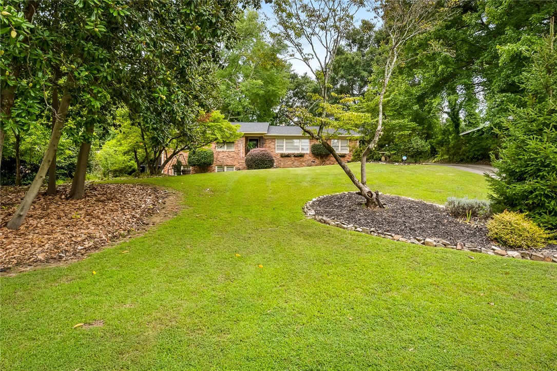 210 Forest Hill Drive