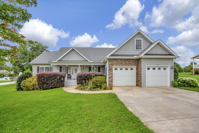 304 Ravens View Drive