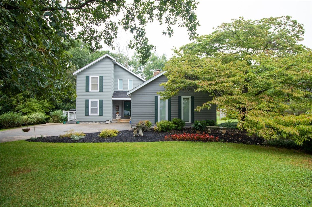 208 Oak Knoll Terrace