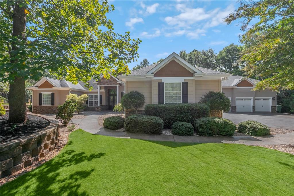 107 Crepe Myrtle Lane