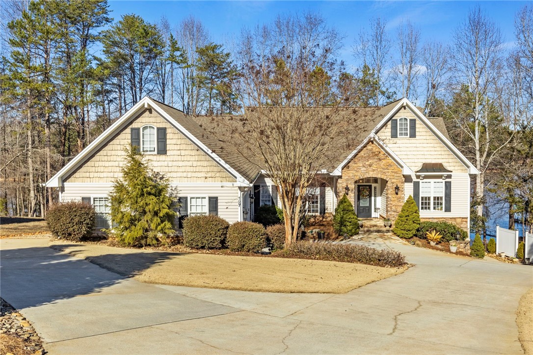 127 Martins Pointe Drive