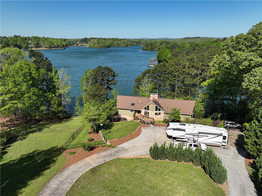 5007 Bridgeview Drive