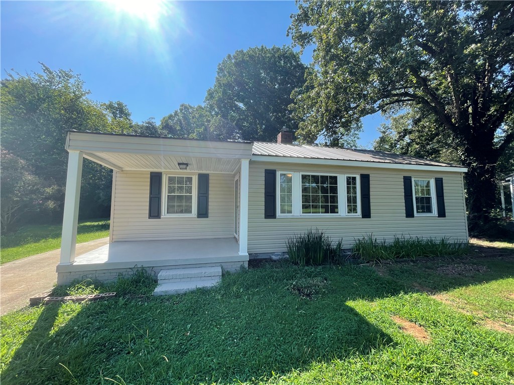 834 Greenville Street