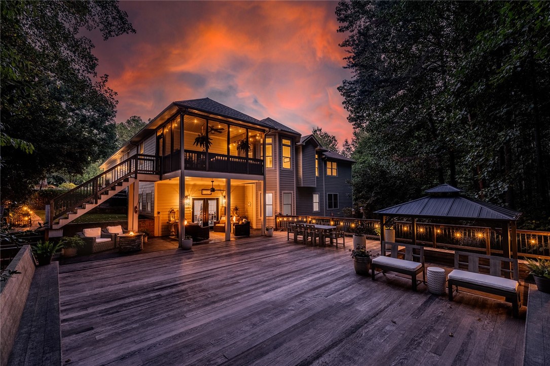 125 E Waterford Drive