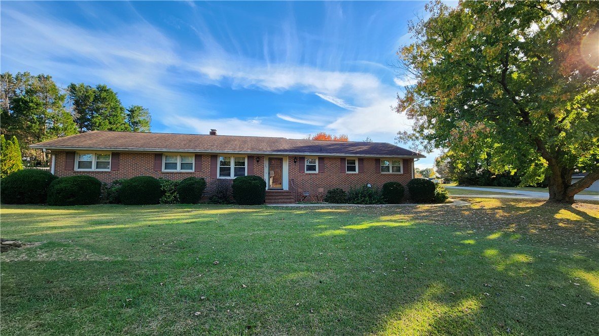 207 Stonehaven Drive