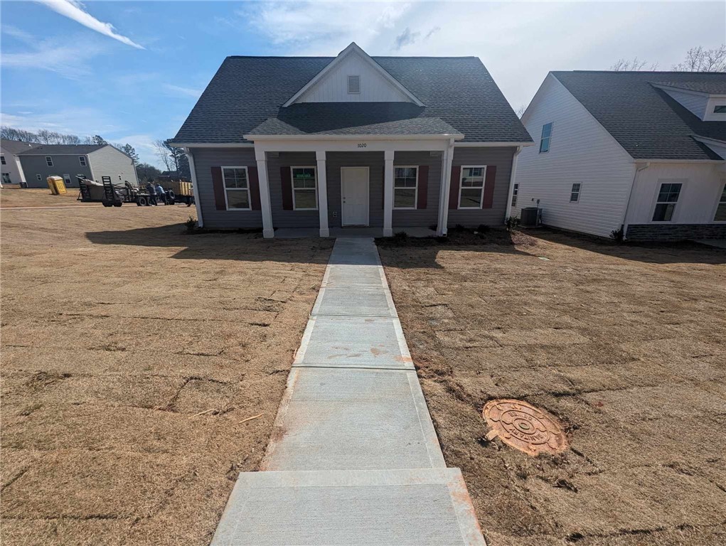 1020 Fairfield Drive