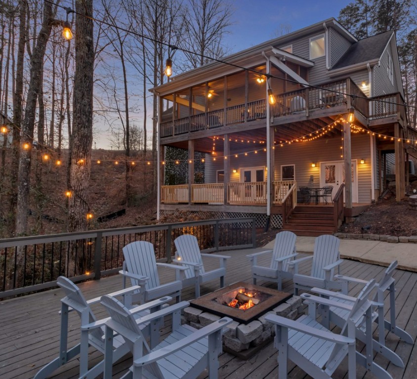 782 Hidden Falls Drive