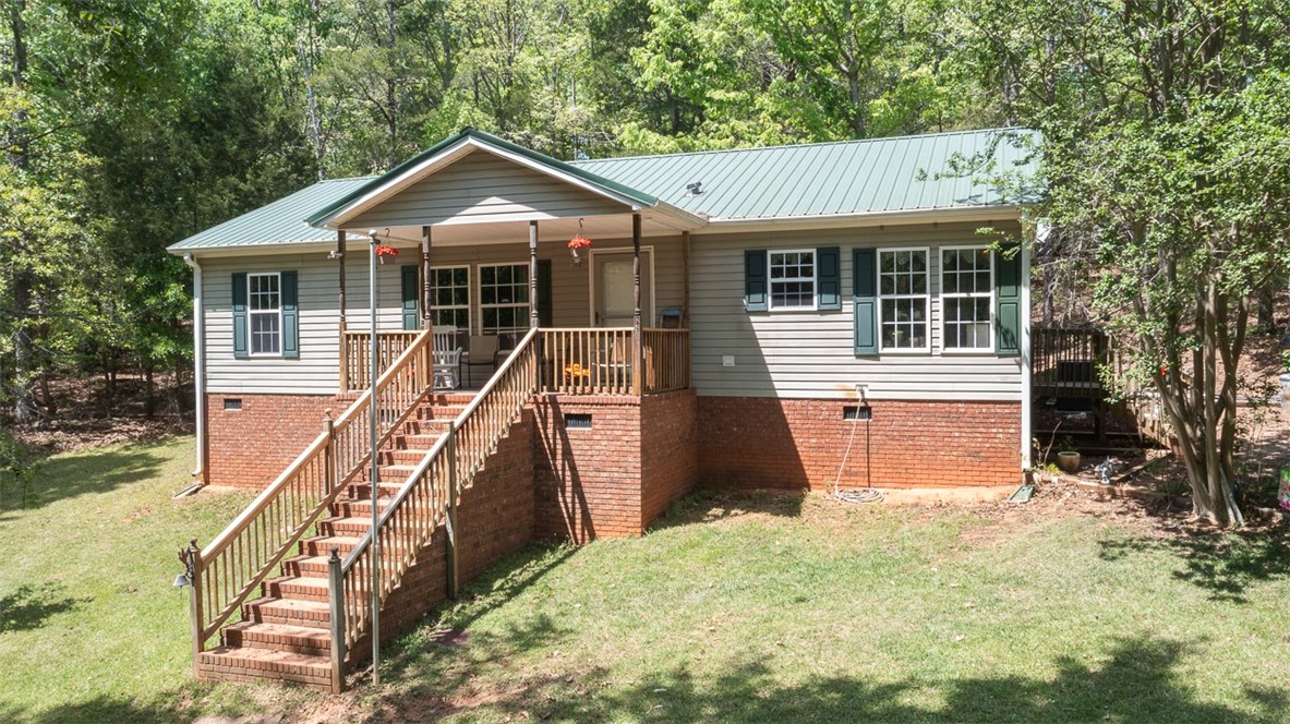 502 Lake Forest Drive