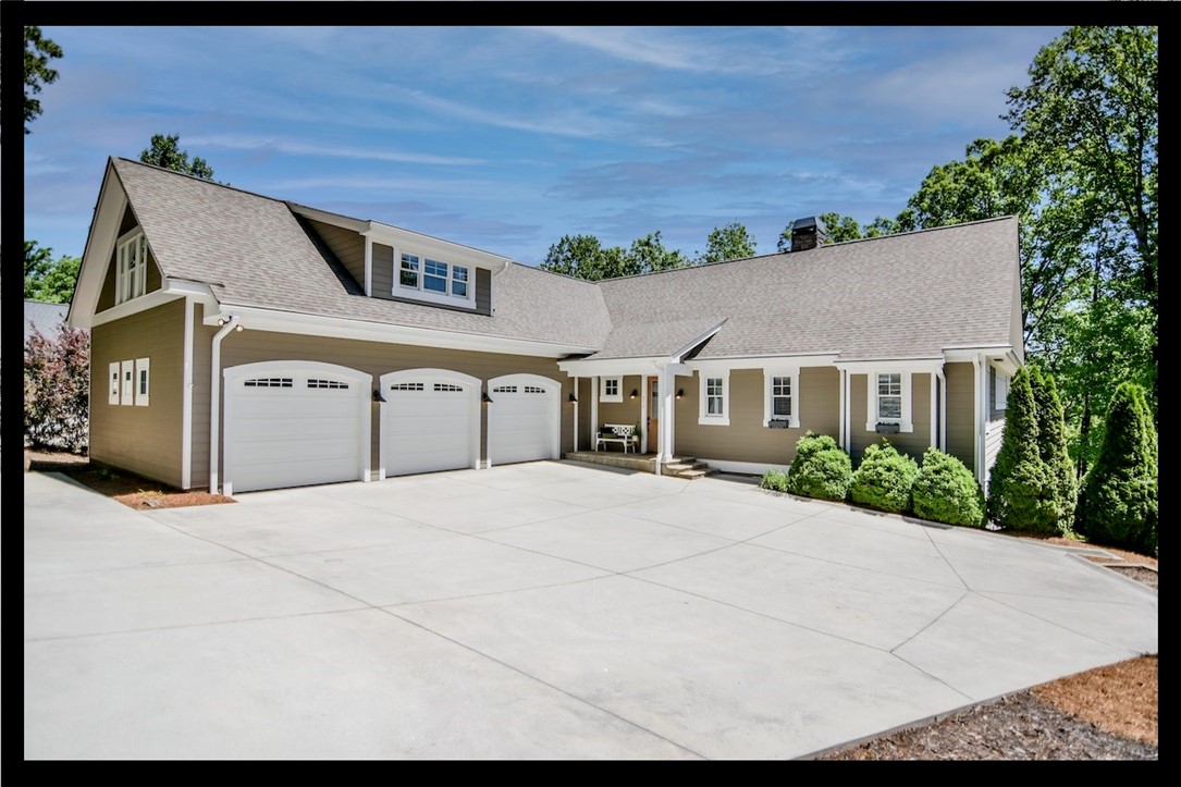 270 Waterstone Drive