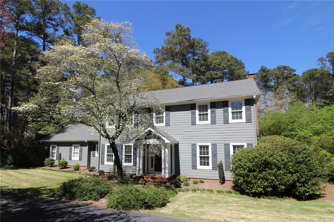 2201 Clearwater Point Drive