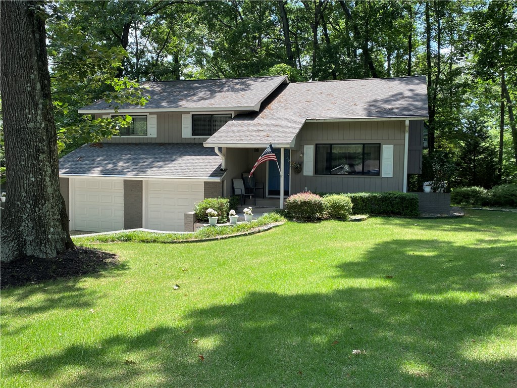 111 Shorecrest Drive