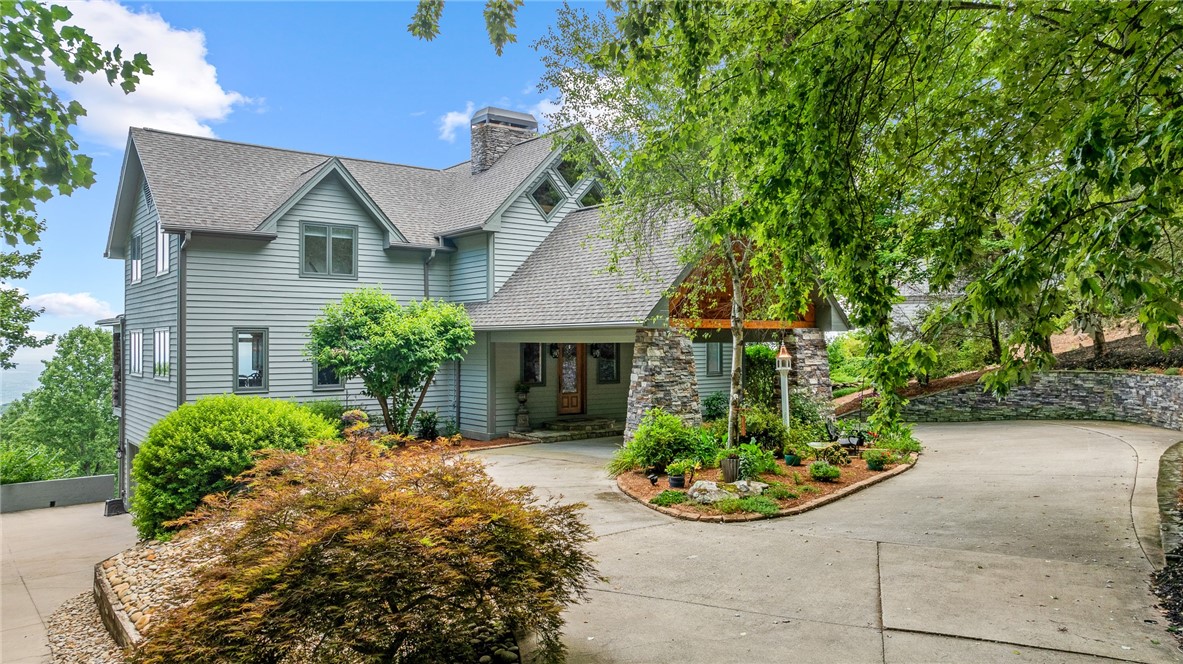 48 Moccasin Flower Trail