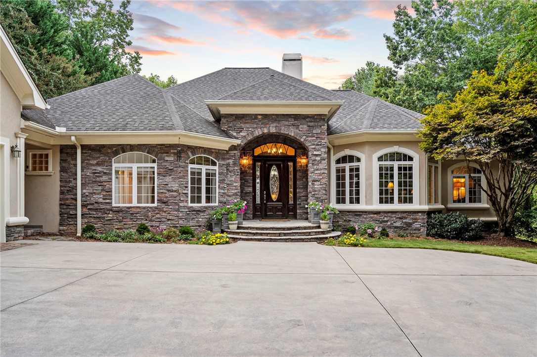 152 Club House Drive