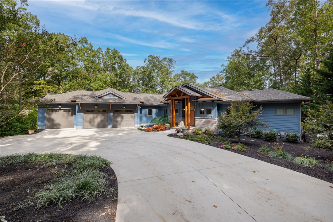 150 S Oak Pointe Drive