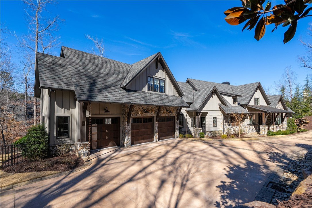 129 Leaping Brook Way