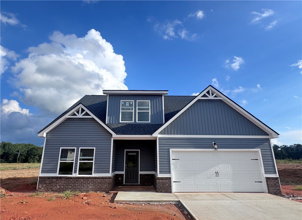 Property image 1 at 121 Gleneddie Road, Anderson, SC 29624