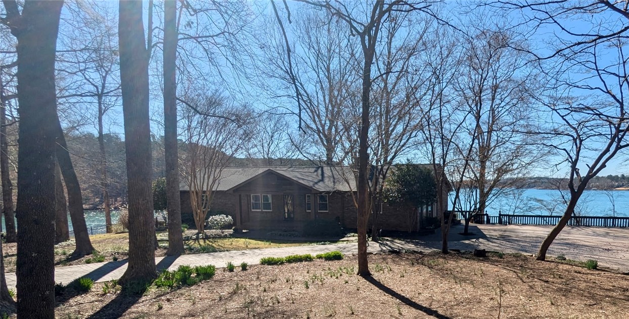 11041 Lake Ridge Lane