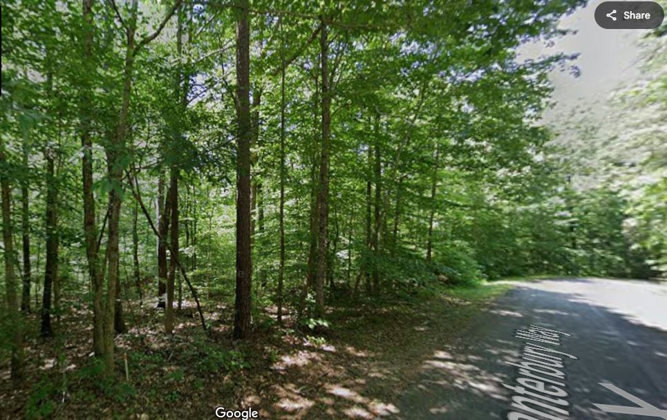 Property at 921 Canterbury Way, Westminster, SC 29693